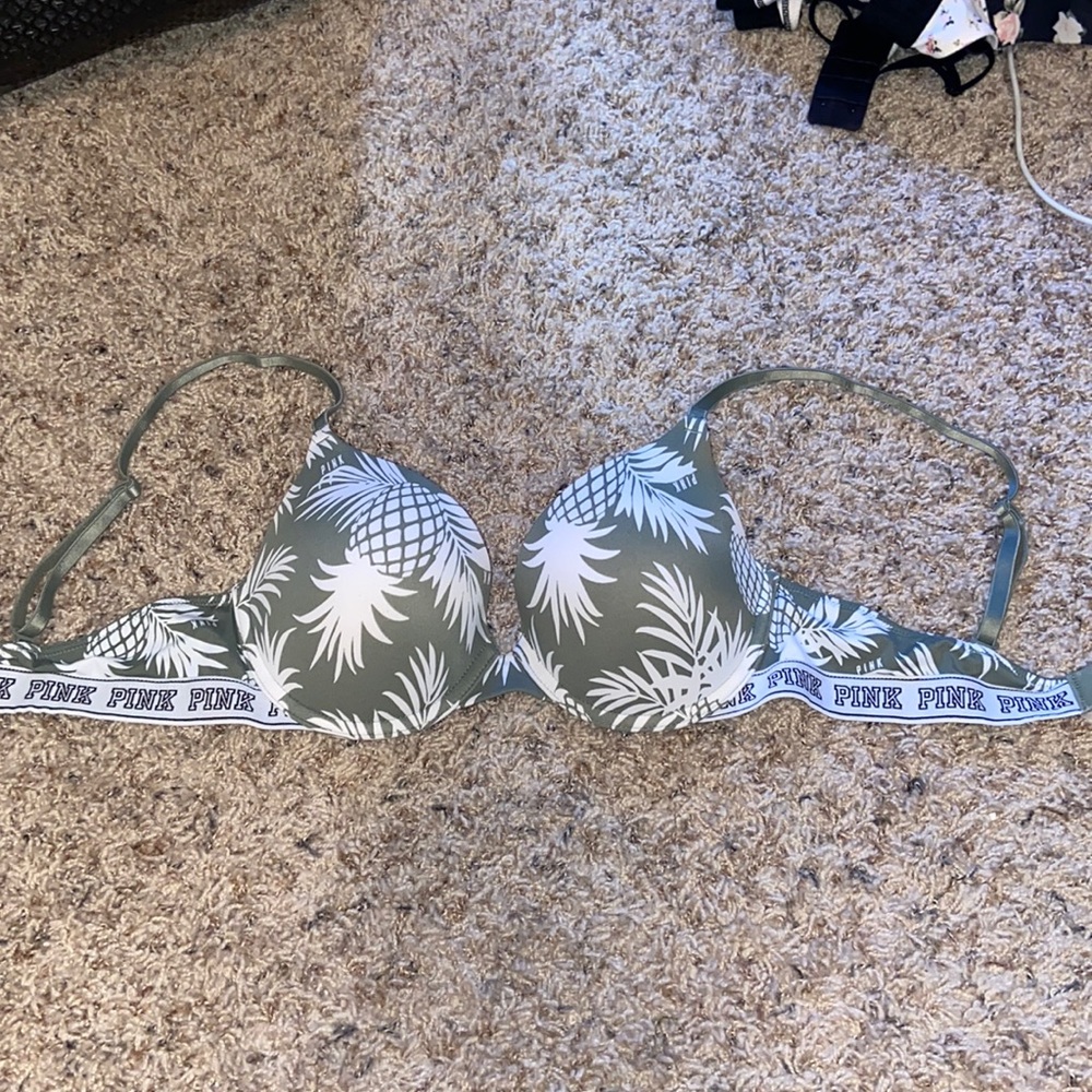 VS PINK Push-Up Bra 34C